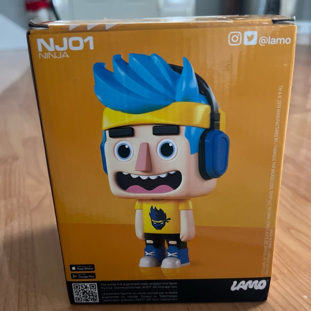 5$25 NINJA AR Vinyl Figure LAMO NJ01 New pen box